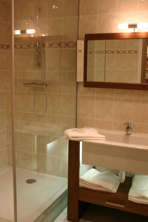 Les Berceaux Hotel Epernay Phòng bức ảnh